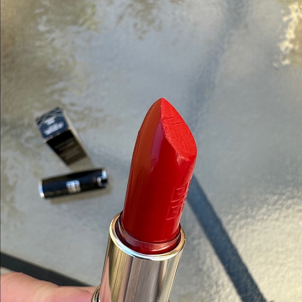 Givenchy Rouge Lipstick - Vibrant Red - Picture 12 of 16